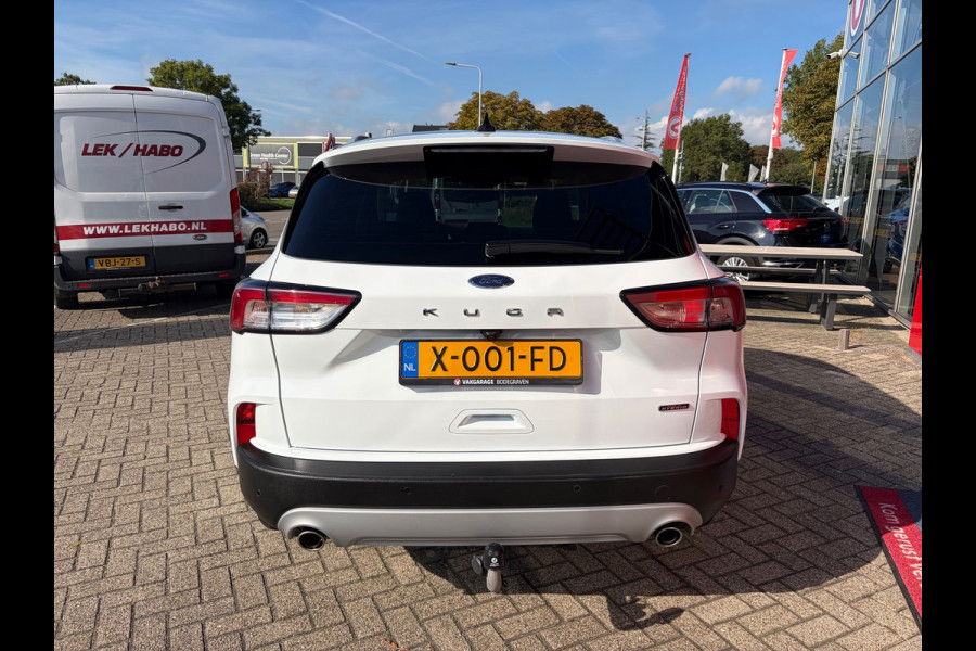 Ford Kuga 2.5 PHEV Titanium / trekhaak / panoramadak