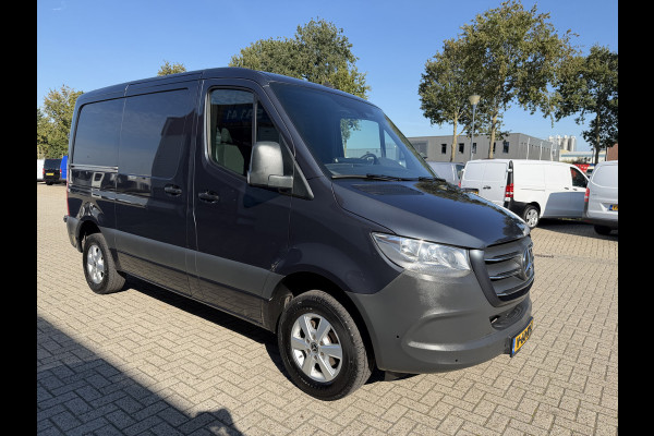 Mercedes-Benz Sprinter 314 2.2 CDI L1H1 Functional RWD / vaste prijs rijklaar € 19.950 ex btw / euro 6 / bpm vrij / lease vanaf € 336 / camera / climate control / trekhaak / grijs metallic !