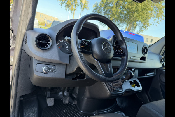 Mercedes-Benz Sprinter 314 2.2 CDI L1H1 Functional RWD / vaste prijs rijklaar € 19.950 ex btw / euro 6 / bpm vrij / lease vanaf € 336 / camera / climate control / trekhaak / grijs metallic !