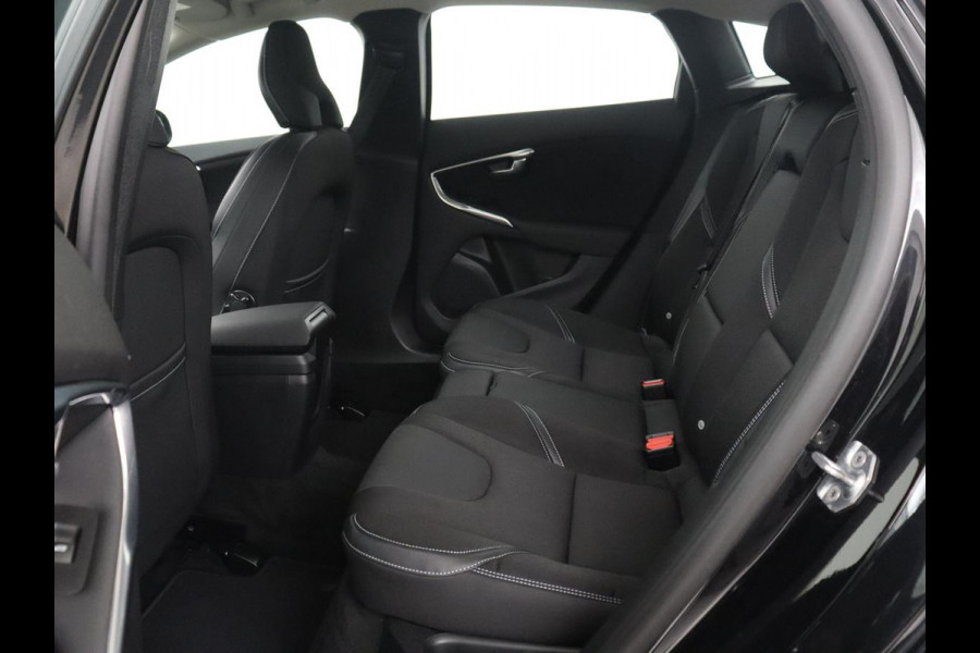 Volvo V40 1.5 T2 Polar+ | Automaat | Navigatie | Stoelverwarming |
