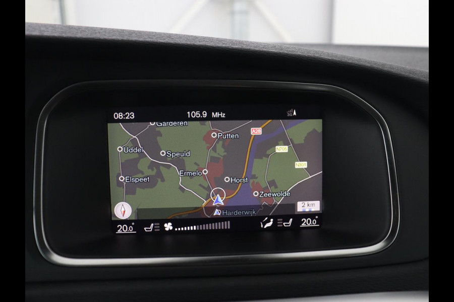 Volvo V40 1.5 T2 Polar+ | Automaat | Navigatie | Stoelverwarming |