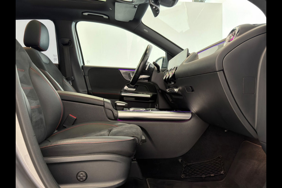 Mercedes-Benz B-Klasse 180 AMG / NL-auto / 1e eig. / Burmester / Pano