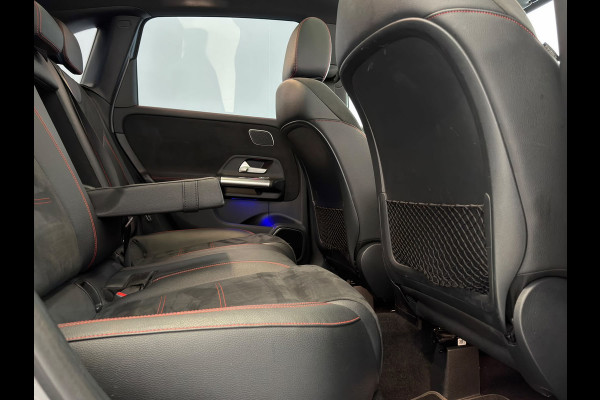 Mercedes-Benz B-Klasse 180 AMG / NL-auto / 1e eig. / Burmester / Pano