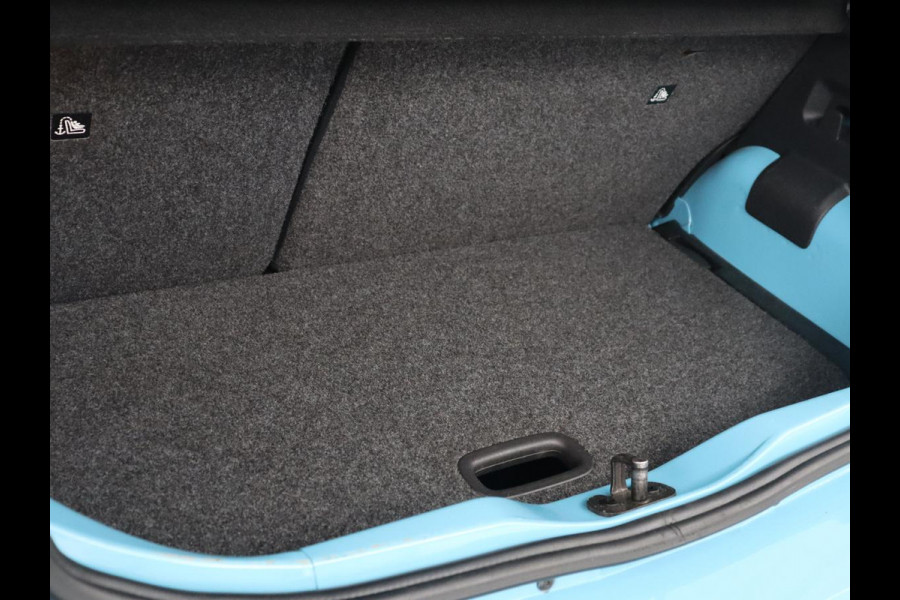 Volkswagen e-Up! e-up! | SOH 88,3% | Stoelverwarming | Pano.Dak | Cruise Control |