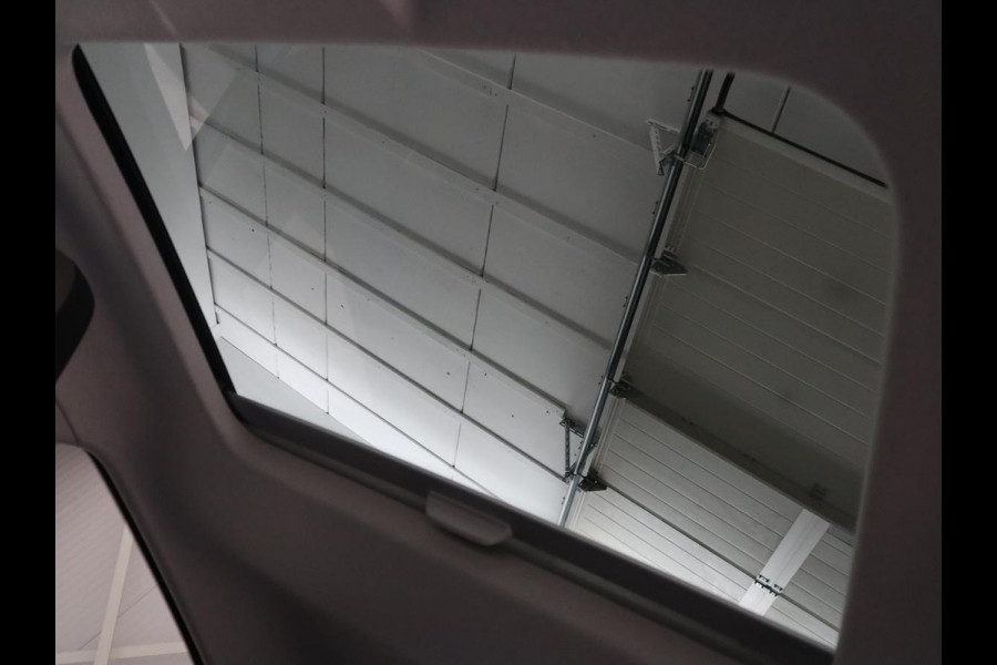 Volkswagen e-Up! e-up! | SOH 88,3% | Stoelverwarming | Pano.Dak | Cruise Control |