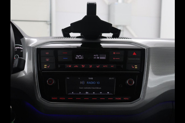 Volkswagen e-Up! e-up! | SOH 88,3% | Stoelverwarming | Pano.Dak | Cruise Control |