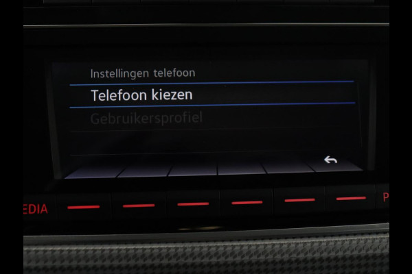 Volkswagen e-Up! e-up! | SOH 88,3% | Stoelverwarming | Pano.Dak | Cruise Control |