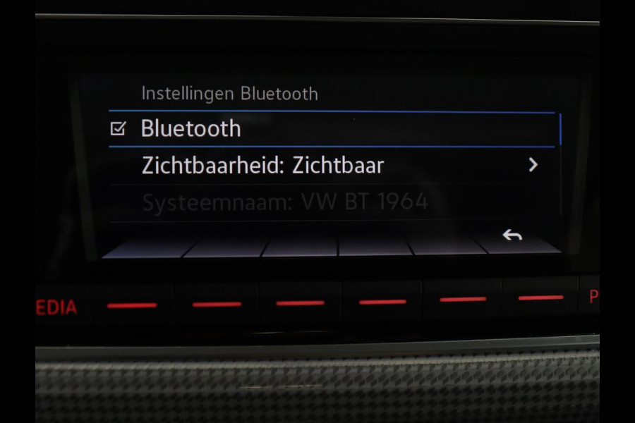 Volkswagen e-Up! e-up! | SOH 88,3% | Stoelverwarming | Pano.Dak | Cruise Control |