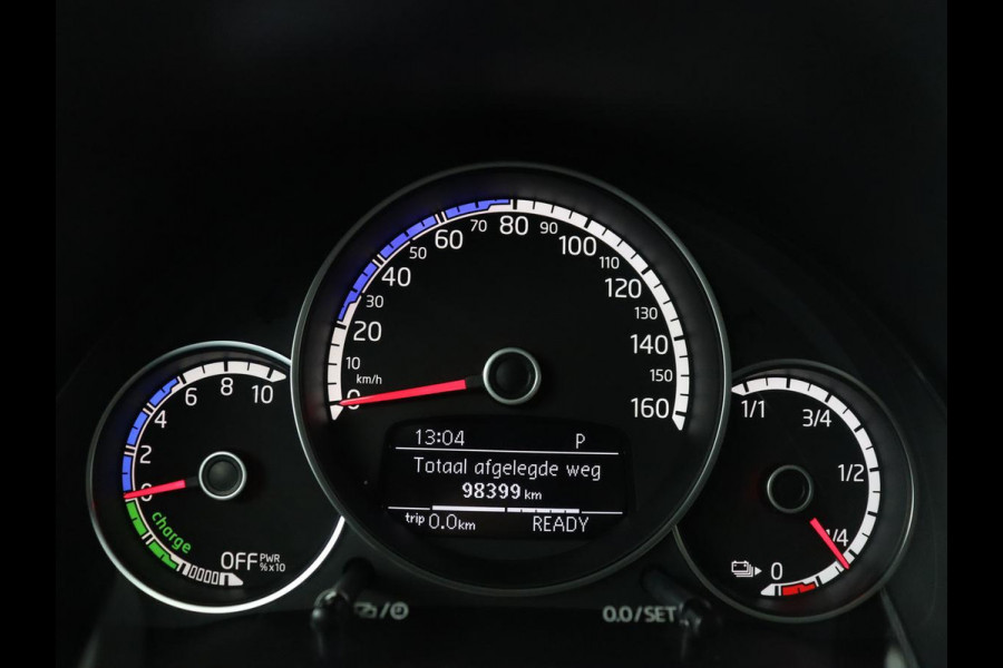 Volkswagen e-Up! e-up! | SOH 88,3% | Stoelverwarming | Pano.Dak | Cruise Control |