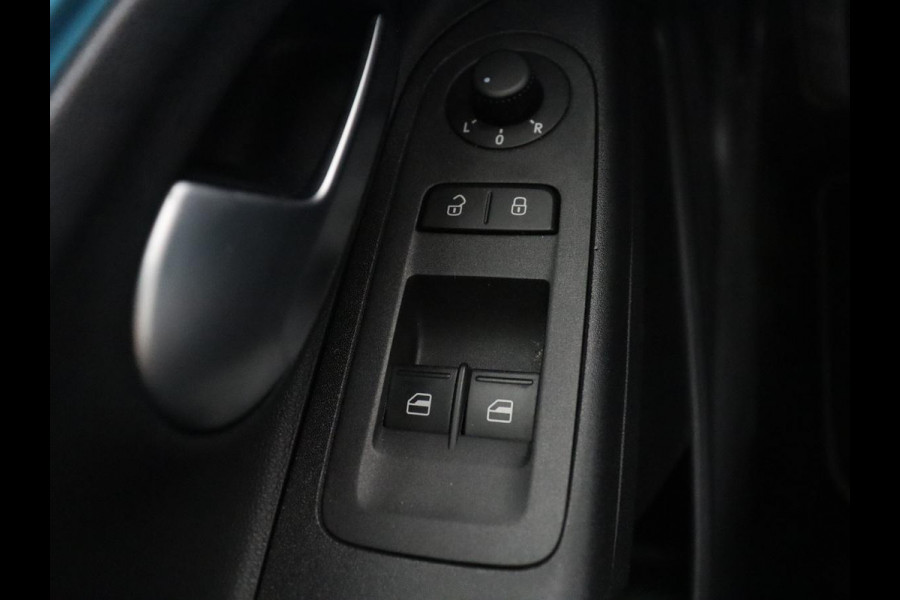 Volkswagen e-Up! e-up! | SOH 88,3% | Stoelverwarming | Pano.Dak | Cruise Control |