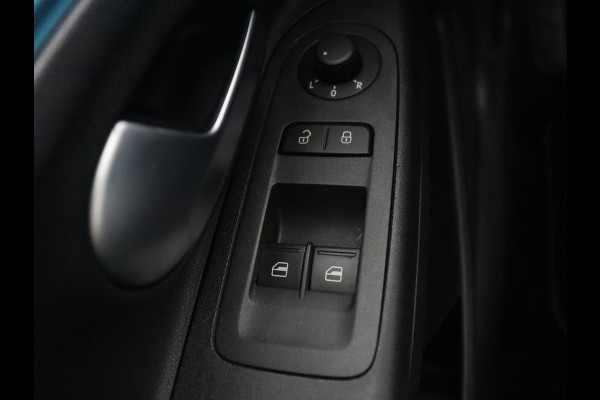 Volkswagen e-Up! e-up! | SOH 88,3% | Stoelverwarming | Pano.Dak | Cruise Control |