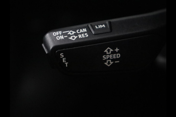 Audi A4 Limousine 35 TFSI Pro Line | Trekhaak | LED | Stoelverwarming | Navigatie | Apple Carplay |