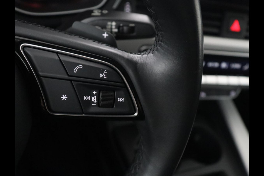 Audi A4 Limousine 35 TFSI Pro Line | Trekhaak | LED | Stoelverwarming | Navigatie | Apple Carplay |