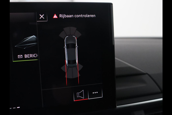 Audi A4 Limousine 35 TFSI Pro Line | Trekhaak | LED | Stoelverwarming | Navigatie | Apple Carplay |