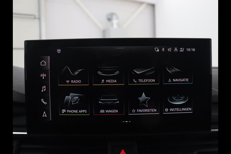 Audi A4 Limousine 35 TFSI Pro Line | Trekhaak | LED | Stoelverwarming | Navigatie | Apple Carplay |