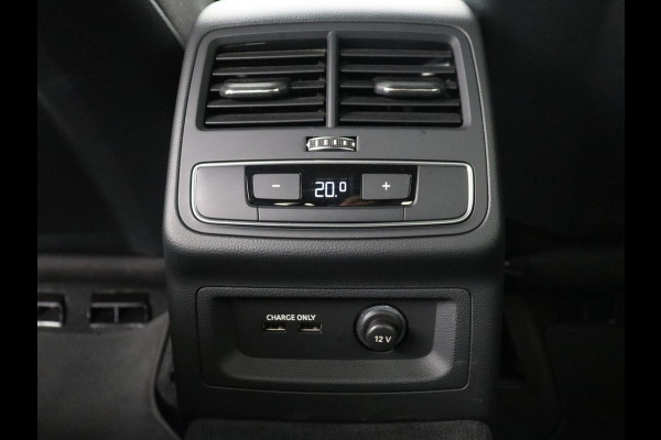 Audi A4 Limousine 35 TFSI Pro Line | Trekhaak | LED | Stoelverwarming | Navigatie | Apple Carplay |