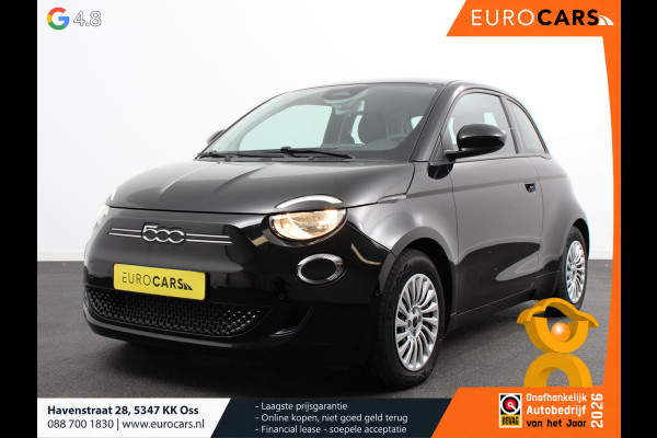 Fiat 500E Berline 42 kWh Automaat Climate control Cruise control Achteruitrijcamera Led Navigatie Apple Carplay/ Android Auto Lichtmetalen velgen Stoelverwarming
