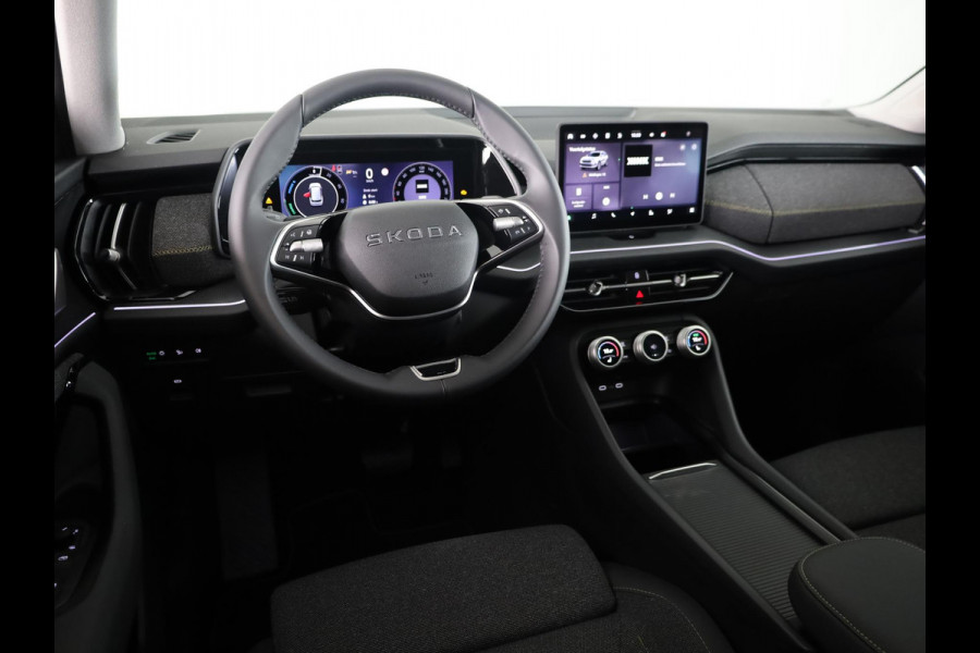 Škoda Kodiaq 1.5 TSI PHEV 204pk Edition | Panoramadak | Trekhaak | Stoelverwarming | Achteruitrijcamera | 18" lichtmetaal | Sunset