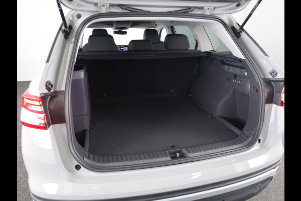 Škoda Kodiaq 1.5 TSI PHEV 204pk Edition | Panoramadak | Trekhaak | Stoelverwarming | Achteruitrijcamera | 18" lichtmetaal | Sunset