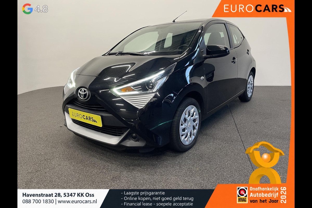 Toyota Aygo 1.0 VVT-i x-play Airco Navigatie Apple Carplay/Android Auto Camera Achter