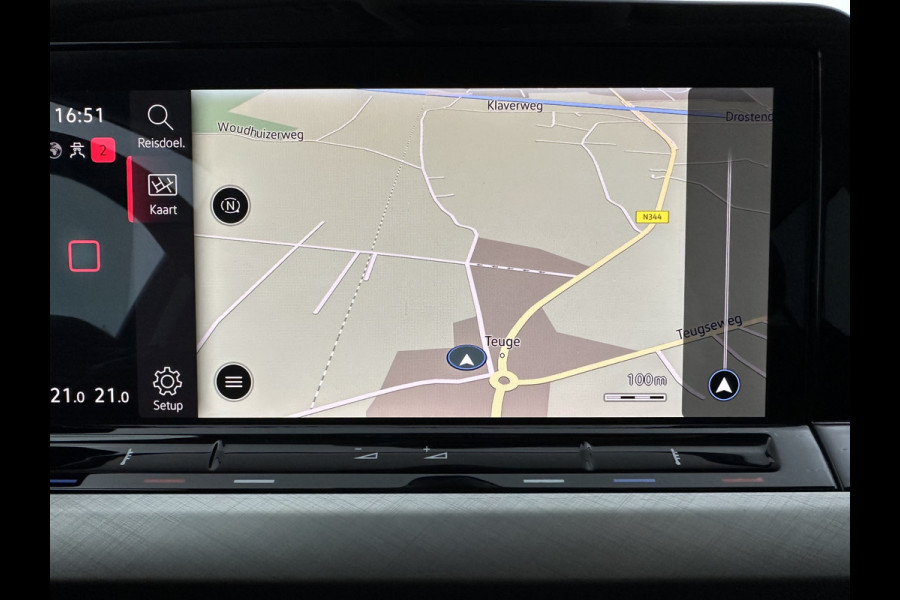 Volkswagen Golf 1.0 TSI Life *FULL-LED | ADAPTIVE-CRUISE | DIGI-COCKPIT | NAVI-FULLMAP | AMBIENT-LIGHT | COMFORT-SEATS | CAMERA | KEYLESS | DAB+ | PRIVACY-GLASS | ECC | PDC | 17''ALU*