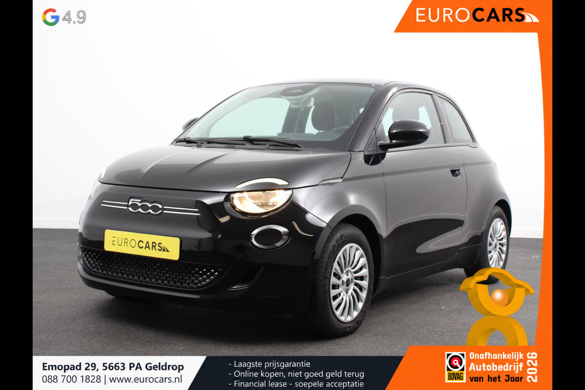Fiat 500E Urban 42 kWh Airco Climatronic Camera Stoelverwarming Keyless Wireless CarPlay Dodehoek Assistant 85 kW Charger Actieradius 320km WLTP