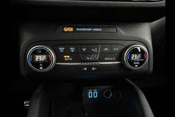 Ford Kuga 1.5 EcoBoost ST-Line (INCL.BTW) *FULL-LED | DIGI-COCKPIT | KEYLESS | DAB | CAMERA | CARPLAY | NAVI-FULLMAP | SPORTSEATS | PRIVACY-GLASS | 18"ALU | TOWBAR*