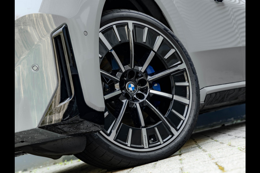 BMW iX3 50 xDrive - M-Sport - Pano - Highway Assistant - Innovation Pack