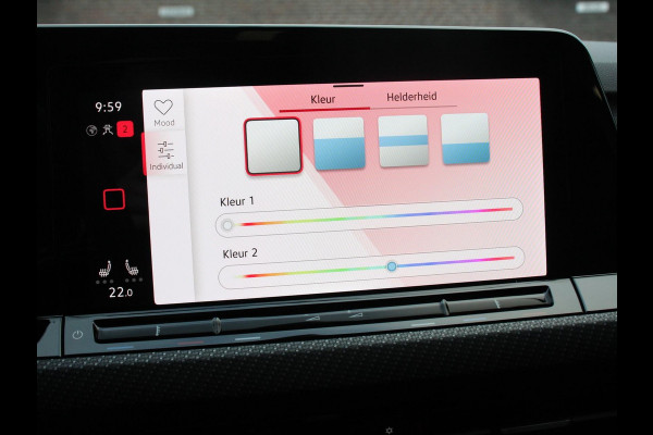Volkswagen Golf 1.5 eTSI 150pk DSG R-Line DEMO ! Panorama dak Navigatie Apple Carplay/Android Auto Climate Control Camera Dab Extra Getint Glas Adaptive Cruise Control Virtual Cockpit Lichtmetalen Velgen
