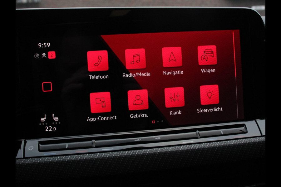 Volkswagen Golf 1.5 eTSI 150pk DSG R-Line DEMO ! Panorama dak Navigatie Apple Carplay/Android Auto Climate Control Camera Dab Extra Getint Glas Adaptive Cruise Control Virtual Cockpit Lichtmetalen Velgen