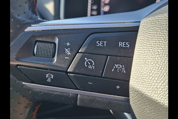Seat Tarraco * FR * 1.4 TSI e-Hybrid PHEV 245pk * Elek. Trekhaak * Navigatiesysteem * Stoelverwarming *