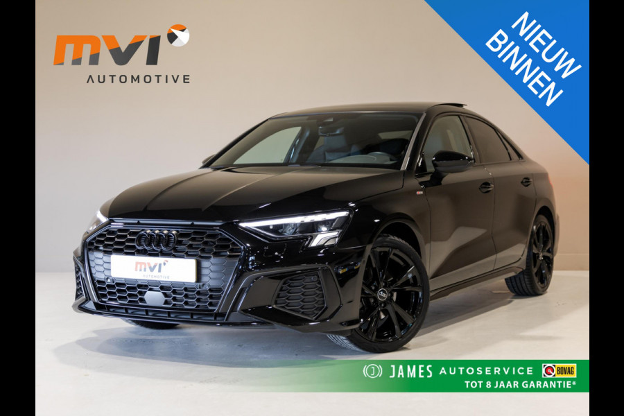 Audi A3 Limousine 35 TFSI S-Line edition / 150pk / NAP / Panorama dak / Achteruitrij camera /