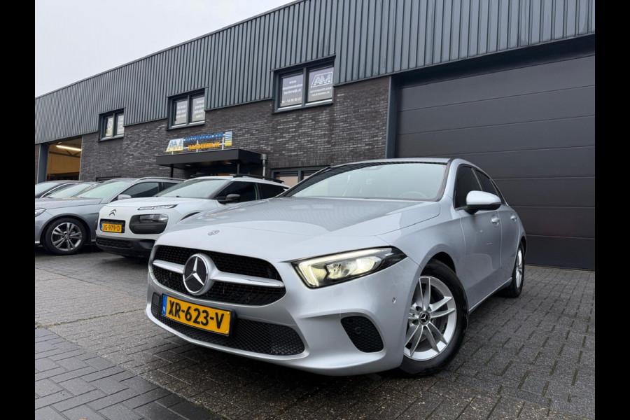 Mercedes-Benz A-Klasse 180 Business Solution | 3/6/12MND GARANTIE | NAVIGATIE | CRUISE |LED | DAB | PDC | LMV | GOED ONDERHOUDEN |