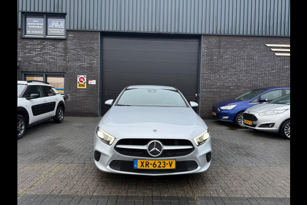 Mercedes-Benz A-Klasse 180 Business Solution | 3/6/12MND GARANTIE | NAVIGATIE | CRUISE |LED | DAB | PDC | LMV | GOED ONDERHOUDEN |
