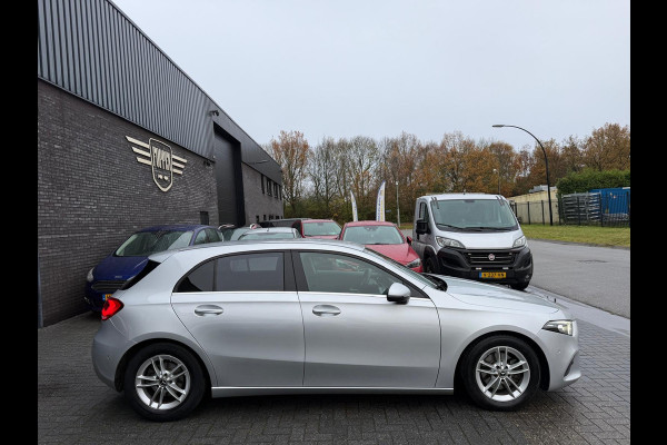 Mercedes-Benz A-Klasse 180 Business Solution | 3/6/12MND GARANTIE | NAVIGATIE | CRUISE |LED | DAB | PDC | LMV | GOED ONDERHOUDEN |