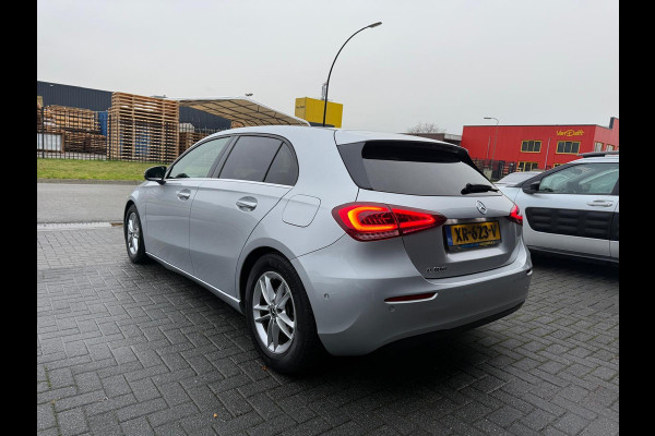 Mercedes-Benz A-Klasse 180 Business Solution | 3/6/12MND GARANTIE | NAVIGATIE | CRUISE |LED | DAB | PDC | LMV | GOED ONDERHOUDEN |