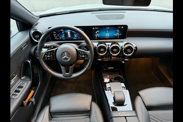Mercedes-Benz A-Klasse 180 Business Solution | 3/6/12MND GARANTIE | NAVIGATIE | CRUISE |LED | DAB | PDC | LMV | GOED ONDERHOUDEN |