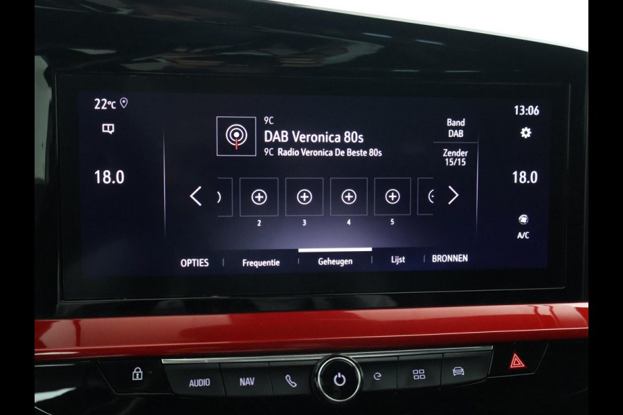 Opel Mokka-e GS LINE 50 KWH 3-FASE + SPORTSTOELEN | CAMERA | STUUR/STOELVERWARING | APPLE CARPLAY | LED | PRIVACY GLASS