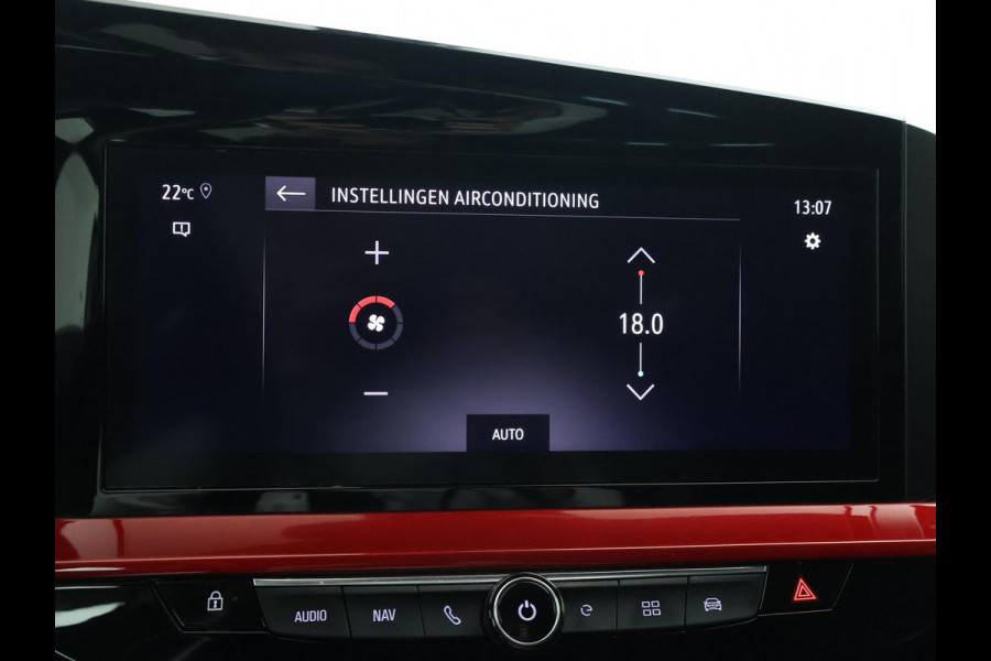 Opel Mokka-e GS LINE 50 KWH 3-FASE + SPORTSTOELEN | CAMERA | STUUR/STOELVERWARING | APPLE CARPLAY | LED | PRIVACY GLASS