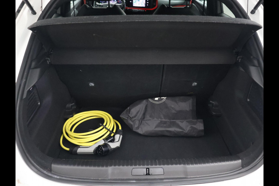 Opel Mokka-e GS LINE 50 KWH 3-FASE + SPORTSTOELEN | CAMERA | STUUR/STOELVERWARING | APPLE CARPLAY | LED | PRIVACY GLASS