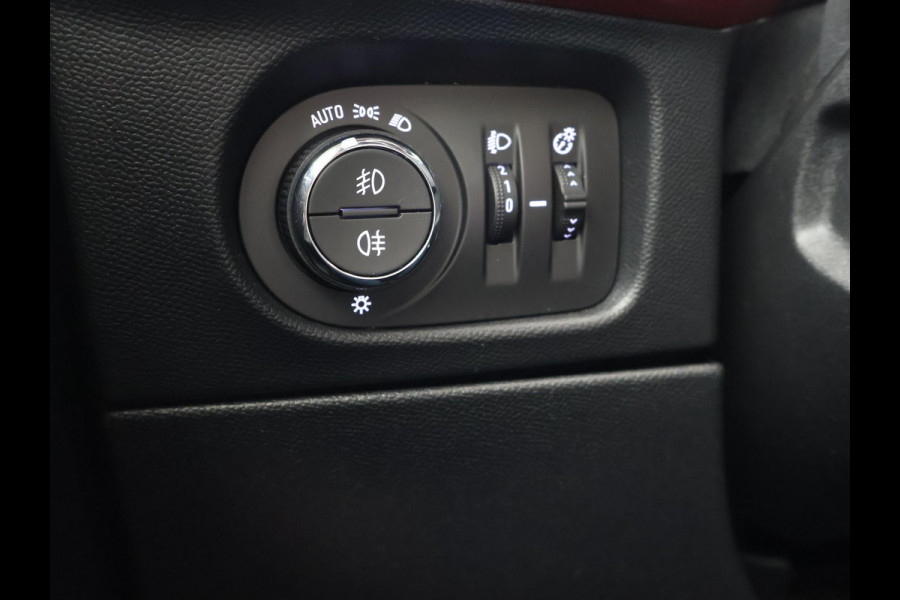 Opel Mokka-e GS LINE 50 KWH 3-FASE + SPORTSTOELEN | CAMERA | STUUR/STOELVERWARING | APPLE CARPLAY | LED | PRIVACY GLASS