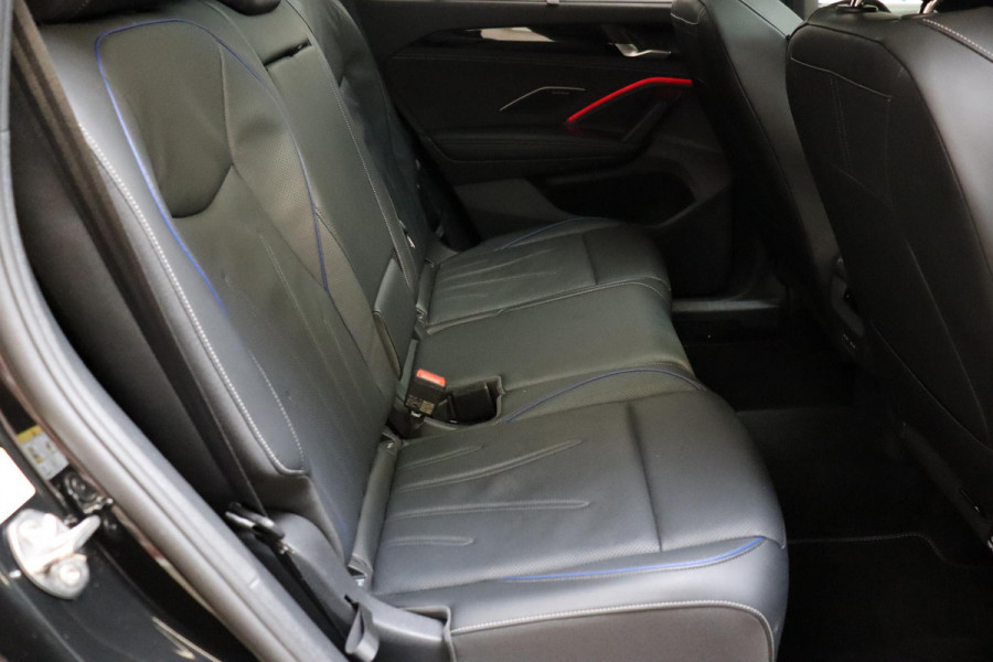 Volkswagen Tayron 1.5 eHybrid R-Line Edition / Panoramadak / Trekhaak / Harman Kardon / Adaptieve Cruise Control / Stoel- en stuurverwarming / Head-Up Display / Massagestoelen / LED / Rondomzicht Camera / 20 Inch / Sfeerverlichting / Keyless Entry
