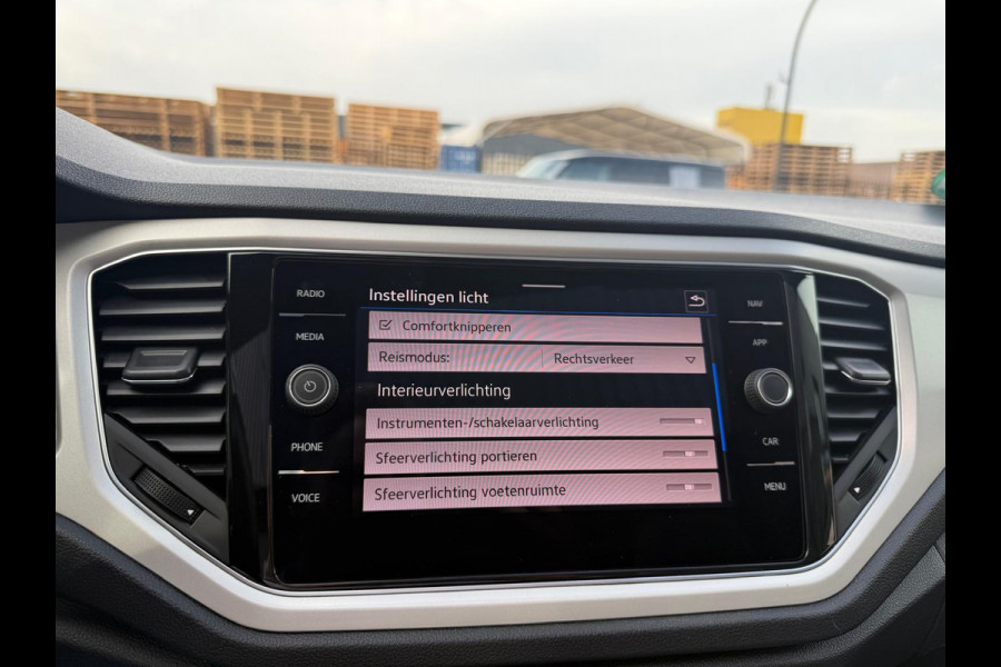 Volkswagen T-Roc Cabrio 1.5 TSI Style | 2E EIGENAAR | 3/6/12 MND GARANTIE | AUTOMAAT | DIGITAL DASH | ACC | LED | CARPLAY | DAB | STOEL/STUUR VERW. |