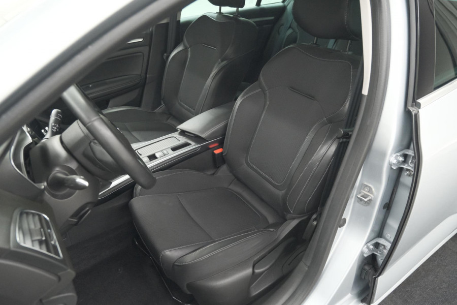 Renault Mégane Estate TCe 140 EDC Techno | Dodehoekdetectie | Camera | 9.3 Inch Grootscherm | Climate Control