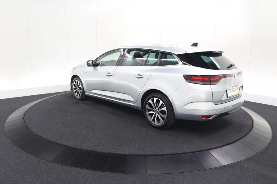 Renault Mégane Estate TCe 140 EDC Techno | Dodehoekdetectie | Camera | 9.3 Inch Grootscherm | Climate Control
