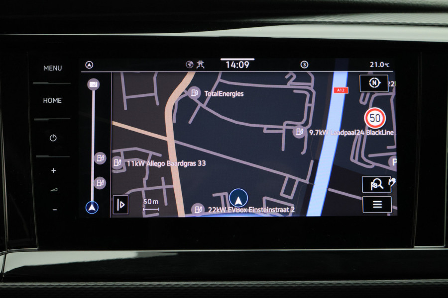 Volkswagen Transporter 2.0 TDI L2H1 28 Bulli 3-Zits, Virtual Cockpit, ACC, Side-Bars, Apple Carplay, Trekhaak, 18"