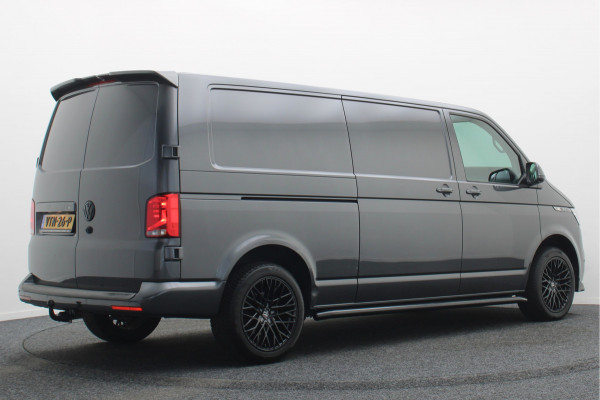 Volkswagen Transporter 2.0 TDI L2H1 28 Bulli 3-Zits, Virtual Cockpit, ACC, Side-Bars, Apple Carplay, Trekhaak, 18"