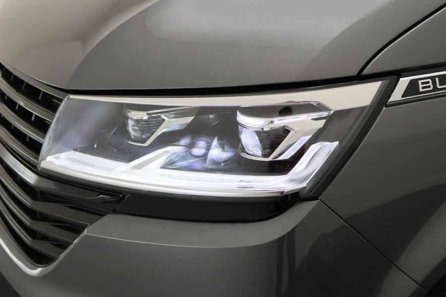 Volkswagen Transporter 2.0 TDI L2H1 28 Bulli 3-Zits, Virtual Cockpit, ACC, Side-Bars, Apple Carplay, Trekhaak, 18"