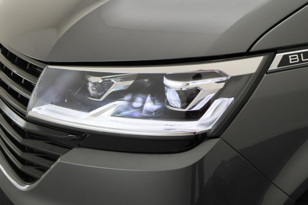 Volkswagen Transporter 2.0 TDI L2H1 28 Bulli 3-Zits, Virtual Cockpit, ACC, Side-Bars, Apple Carplay, Trekhaak, 18"