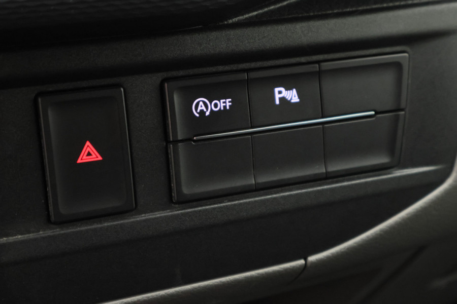 Volkswagen Transporter 2.0 TDI L2H1 28 Bulli 3-Zits, Virtual Cockpit, ACC, Side-Bars, Apple Carplay, Trekhaak, 18"